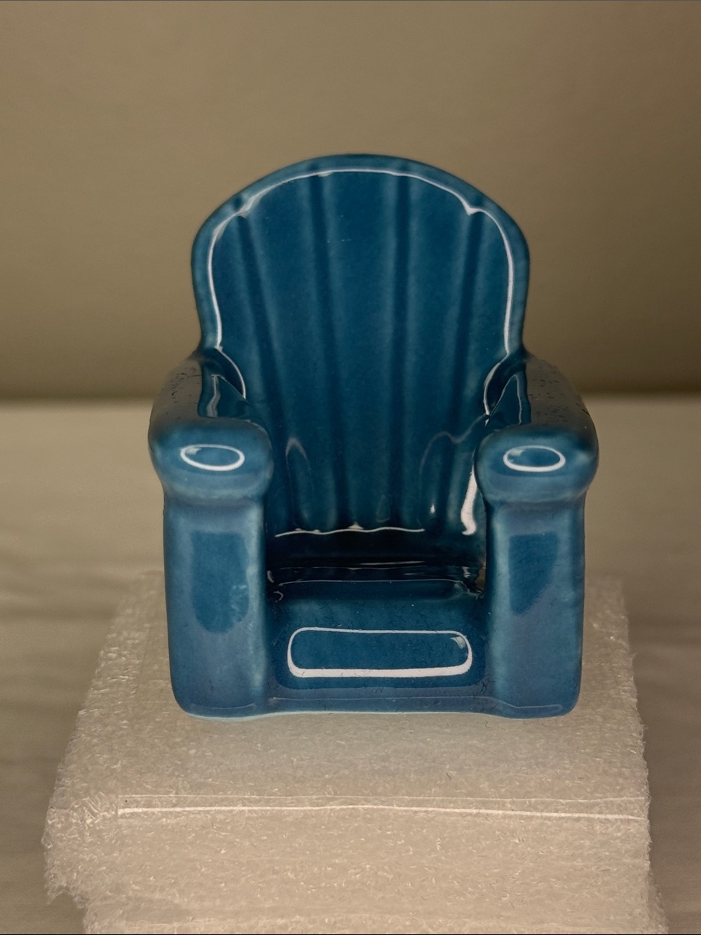 NWT Nora Fleming Take a Seat Blue Adirondack Chair Mini Retired